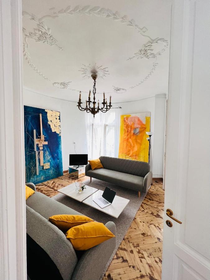 Sada Art Gallery Apartment Bucureşti Ngoại thất bức ảnh