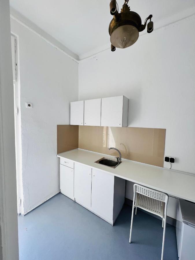 Sada Art Gallery Apartment Bucureşti Ngoại thất bức ảnh